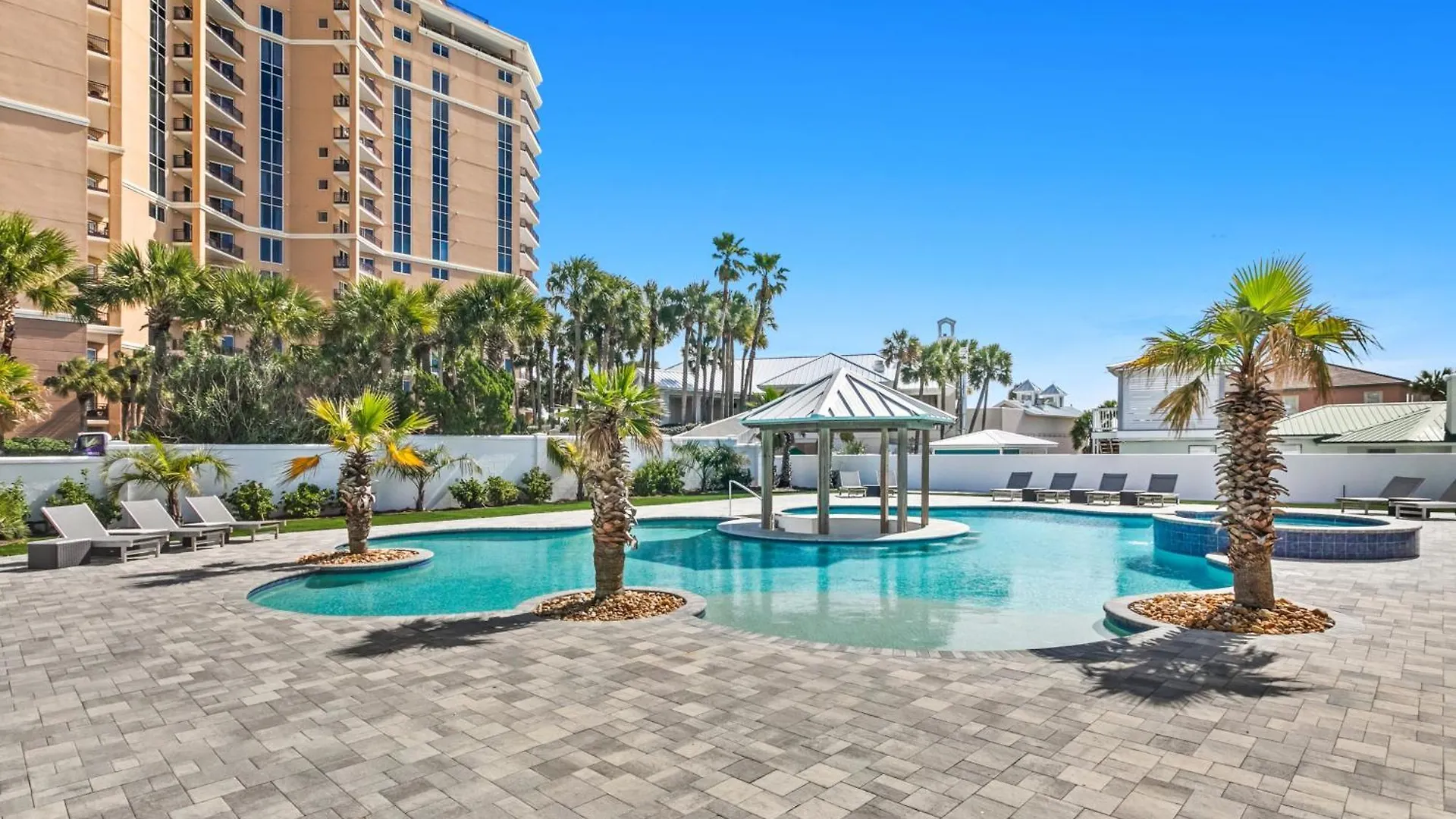 Bourbon Beach - Your Dream Vacation Destination Destin