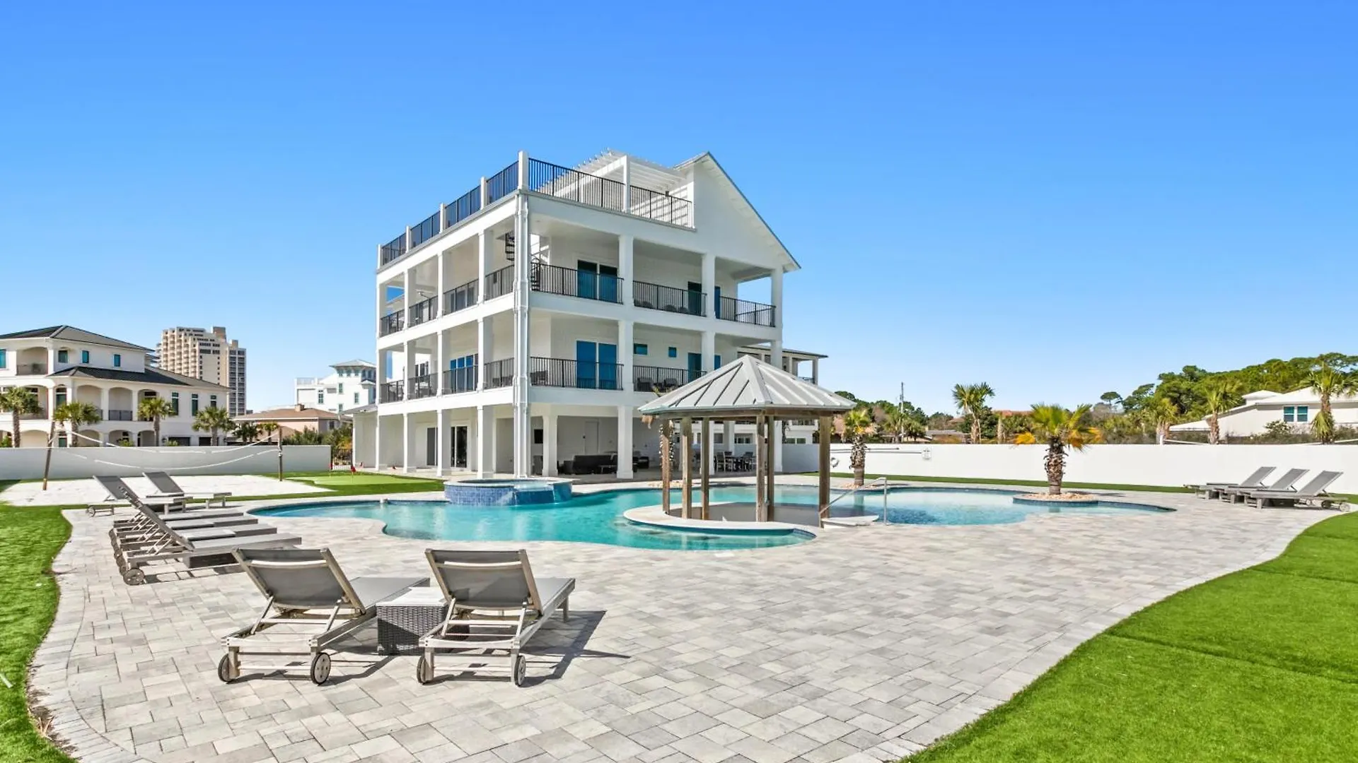 Bourbon Beach - Your Dream Vacation Destination