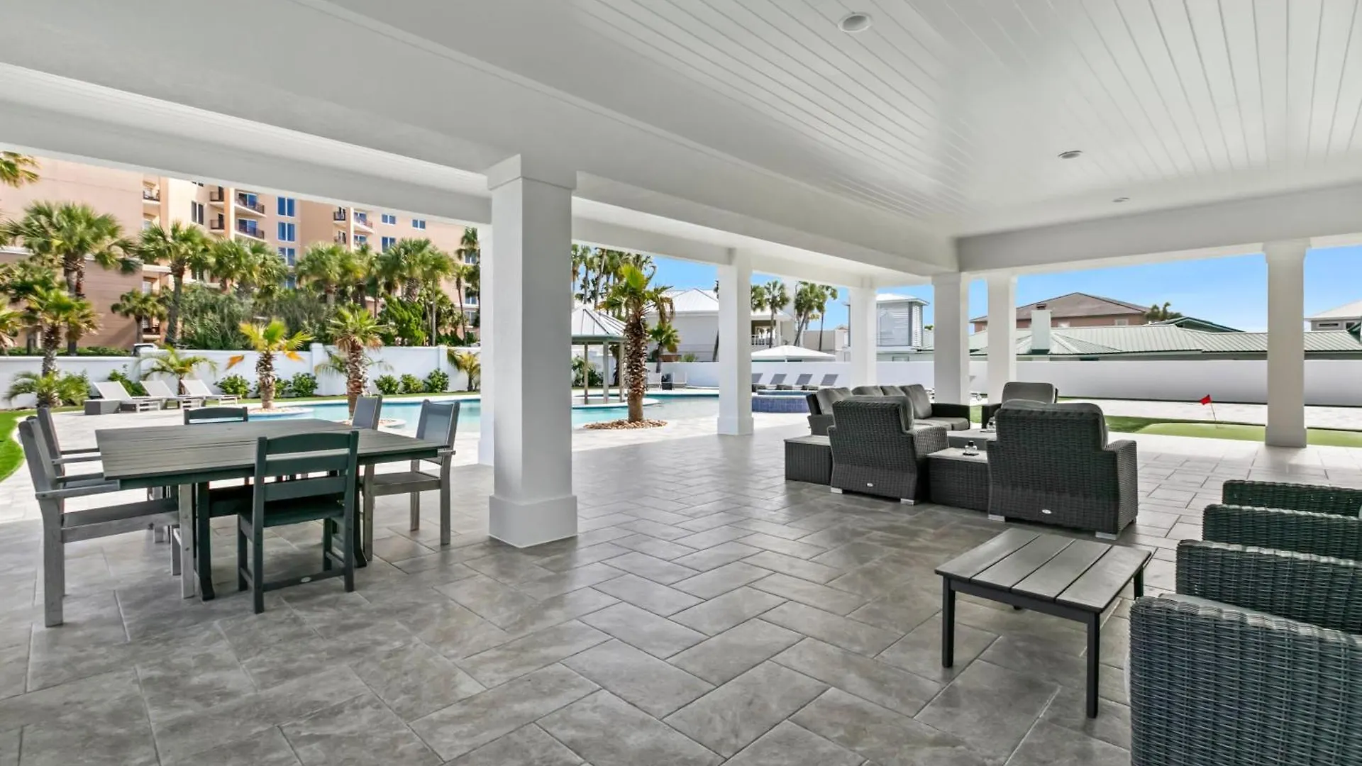 Holiday home Bourbon Beach - Your Dream Vacation Destination United States